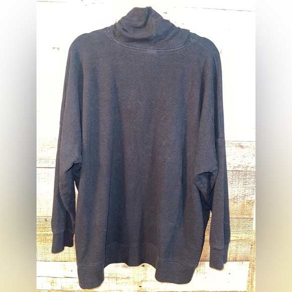 Victoria's Secret PINK lightweight turtle neck sweatshirt - Picture 7 of 7